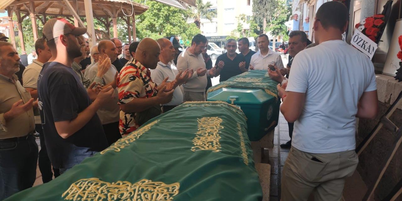 Arkadaşına Kalp Masajı Yaptı, Kendi Kalbine Yenildi