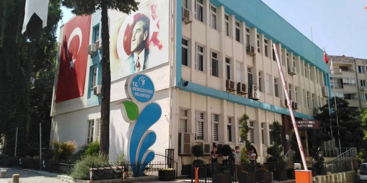 Son dakika... Denizli Merkezefendi Belediyesi'ne Operasyon:
