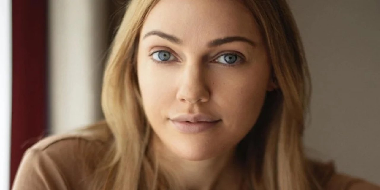 Meryem Uzerli'den Makyajsız Kareler Geldi
