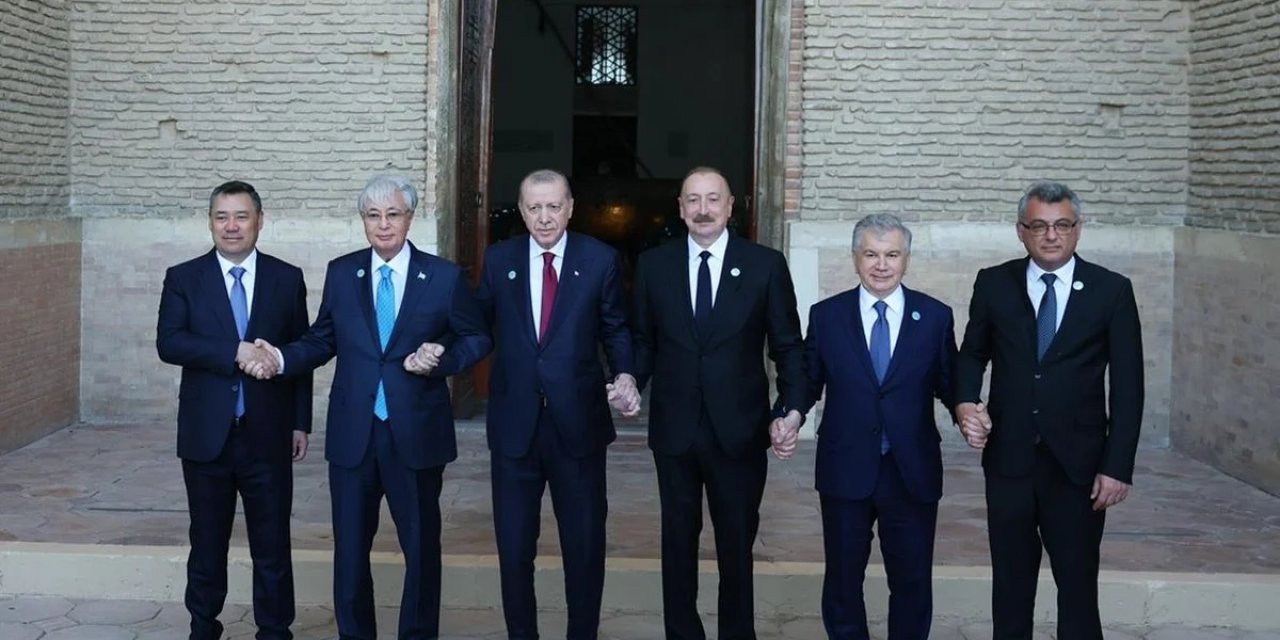 Türk Devletleri Teşkilatı Zirvesi'ne Damga Vuran Poz
