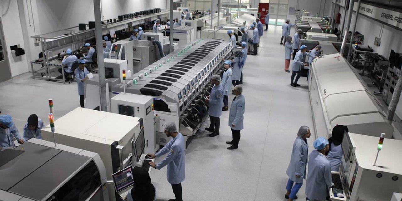 Teknoloji Devi Foxconn Üretim Üssünü İstanbul'a Taşıyor