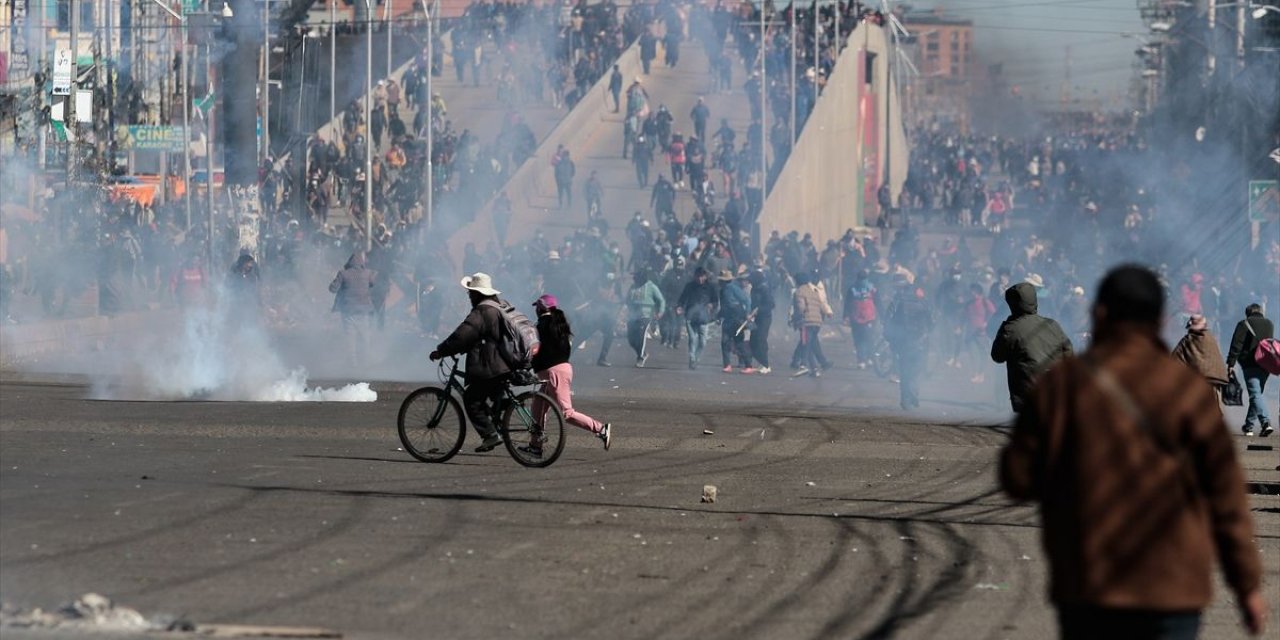 Bolivya'da Hükümet Karşıtı Protestolarda 57 Kişi Gözaltına Alındı