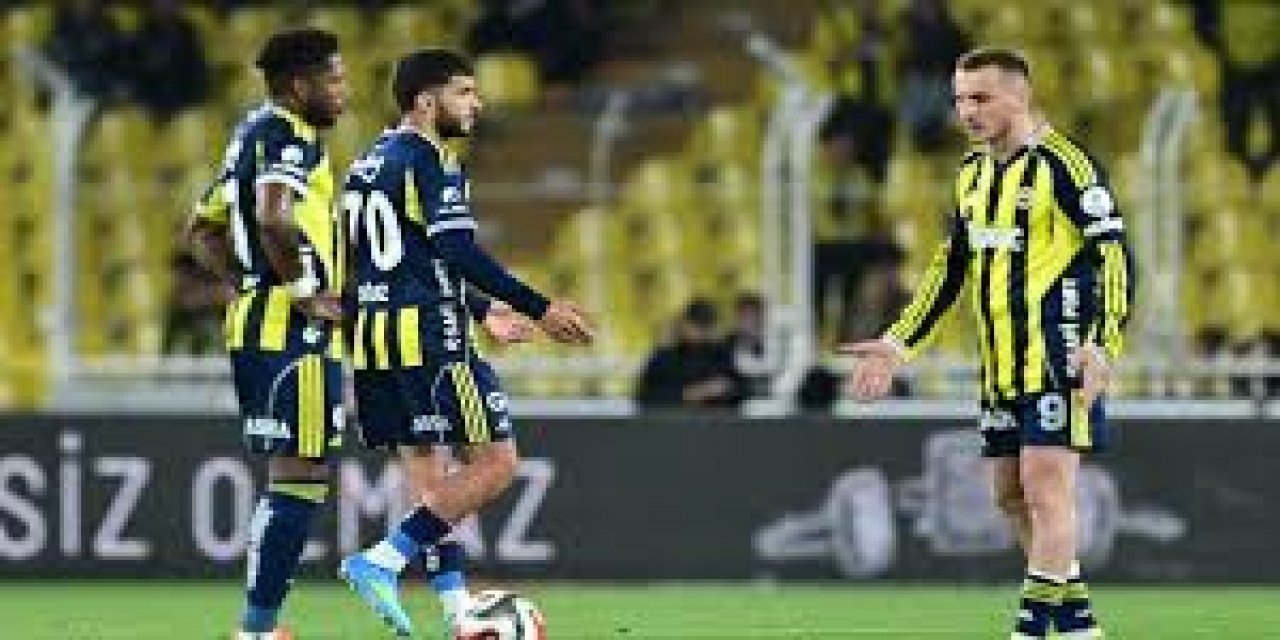 Fenerbahçe, Sezonu Puan Kaybıyla Tamamladı