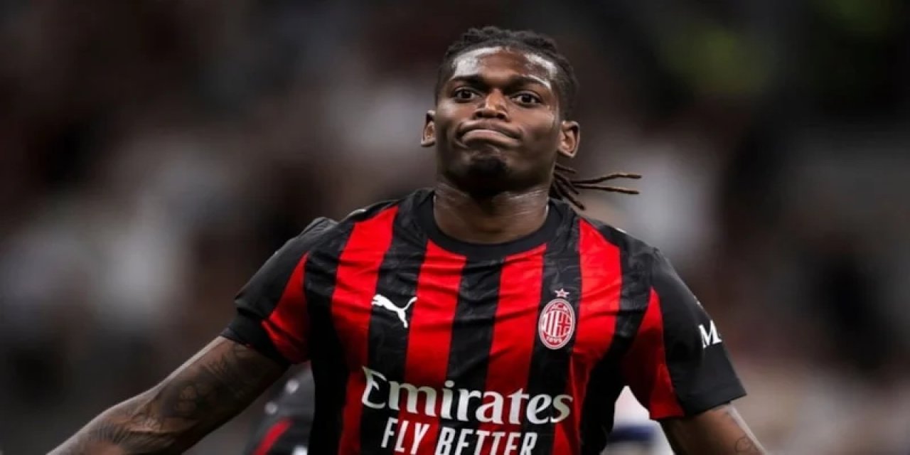 Rafael Leao, Galatasaraylı Oyuncuların Şampiyonluk Paylaşımlarını Beğendi