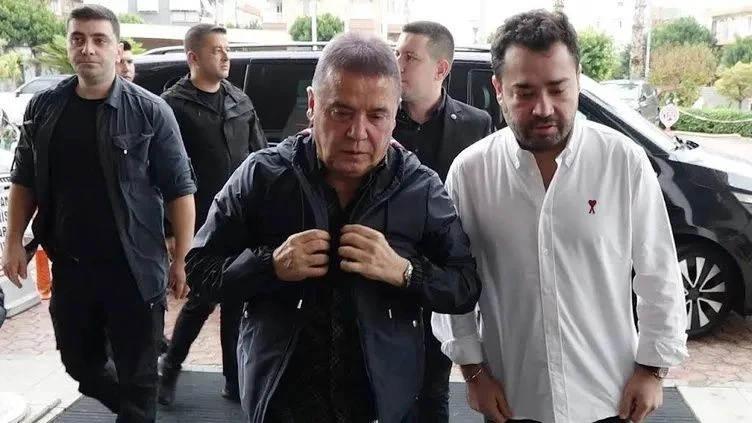 CHP Genel Merkezi'ndeki "6. Kat" Sırrı Çözüldü! 1 Milyon Euroluk Rüşveti Alan Çantacı Veli Ağbaba'nın Akrabası Çıktı!