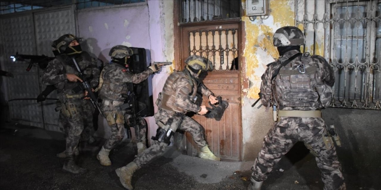 İstanbul Merkezli Terör Örgütü Deaş Operasyonunda 110 Şüpheli Yakalandı