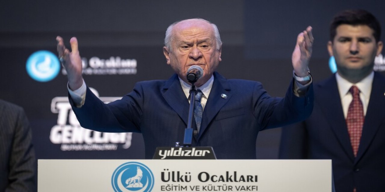 MHP Genel Başkanı Bahçeli: 19 Mayıs, Mustafa Kemal Paşa'nın Attığı O İlk Adımla Başlayan ve İstikbal Seferinin Adıdır