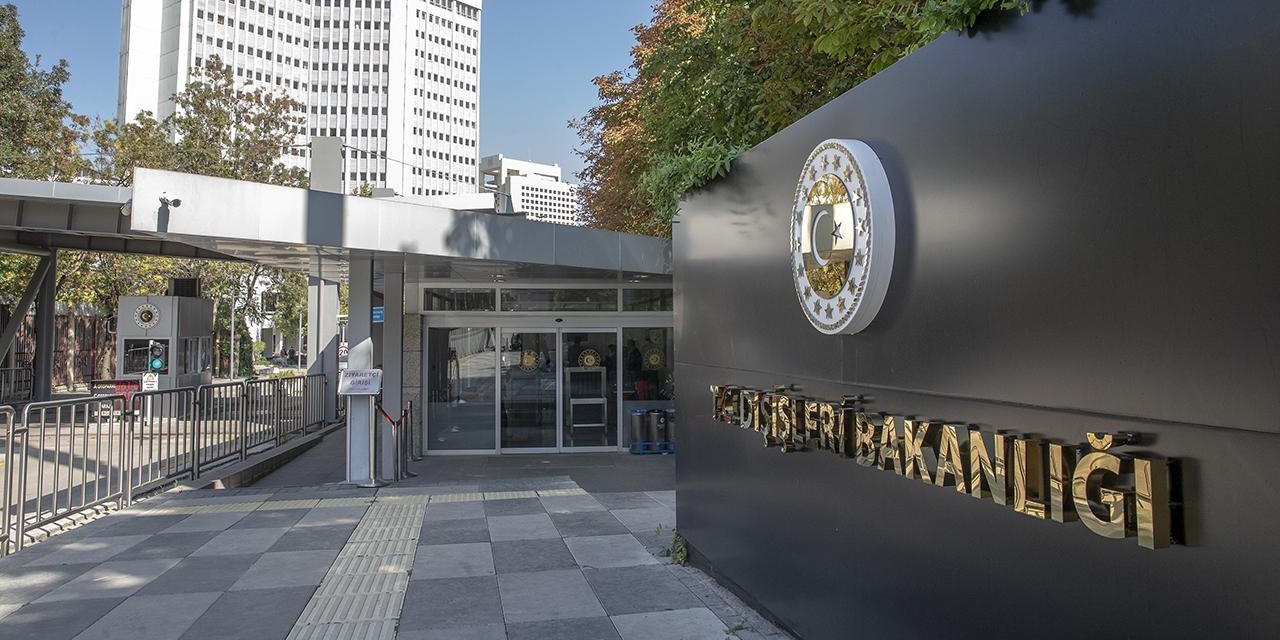Dışişleri: Yunanistan İşlediği Vahşet Suçlarının Üzerini Örtmeye Çalışıyor