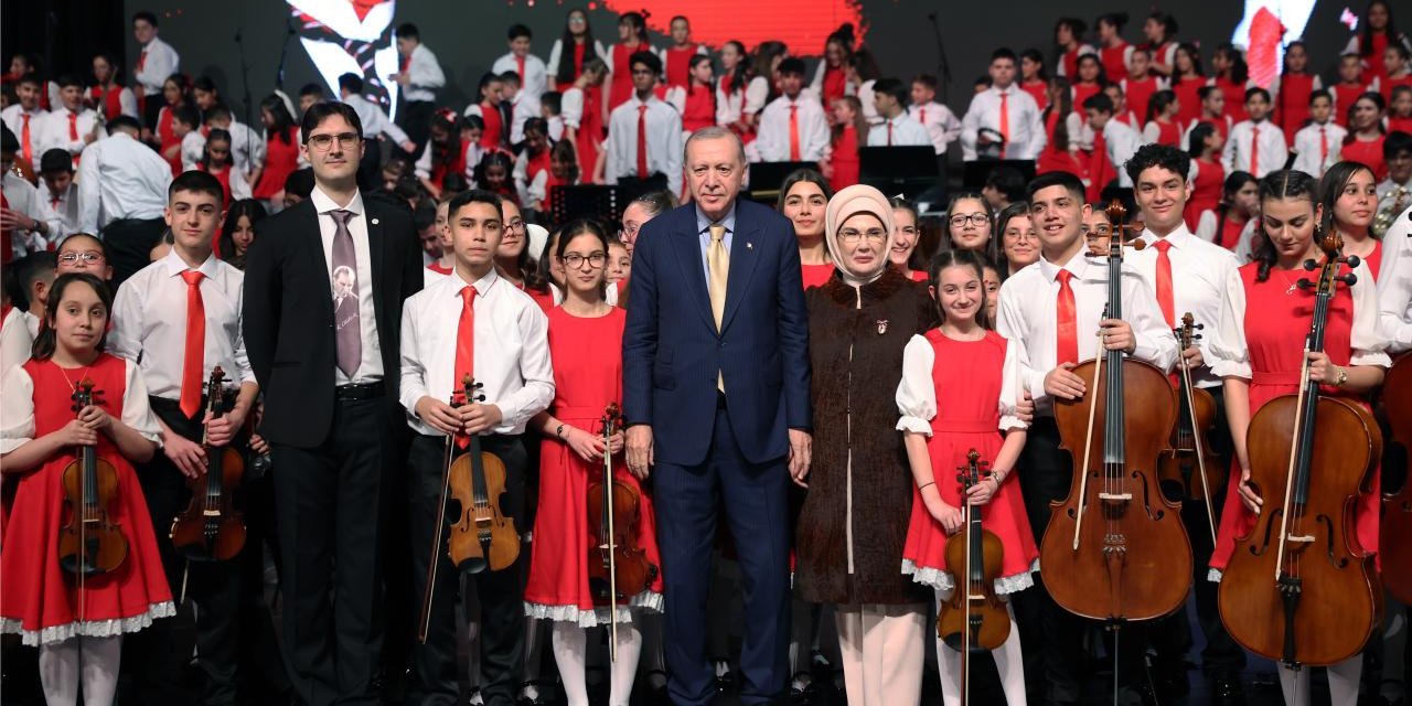 Emine Erdoğan'dan Cumhurbaşkanlığı Çocuk Orkestrası ve Korosu Konserine İlişkin Paylaşım