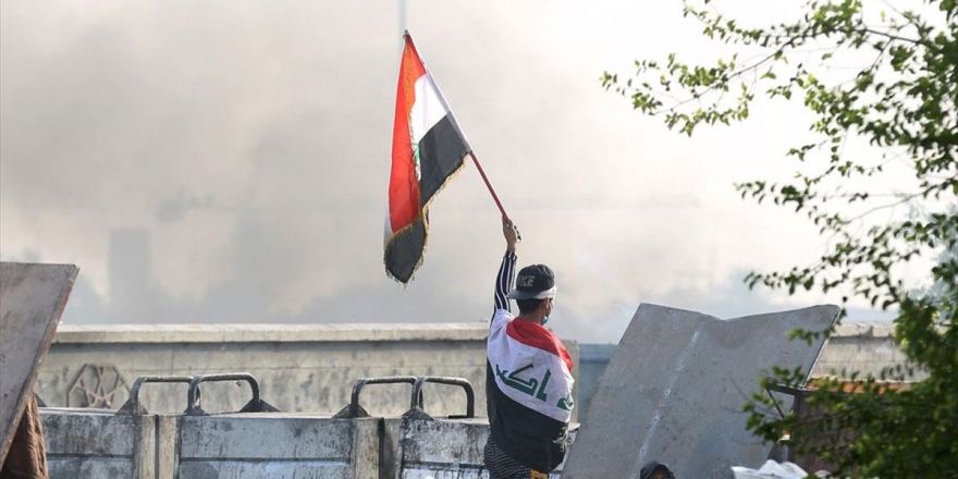 Irak'taki Protestolarda 301 Gösterici Öldü