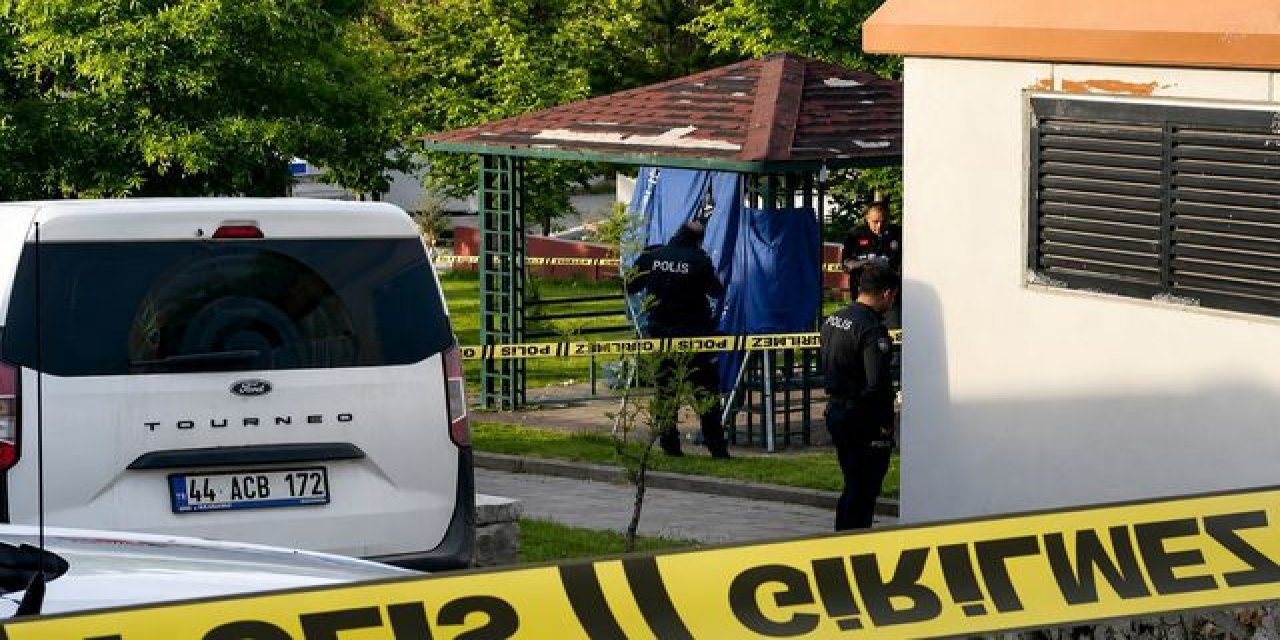 Parkta Korkunç Manzara! 18 Yaşındaki Beyzanur Asılı Halde Ölü Bulundu