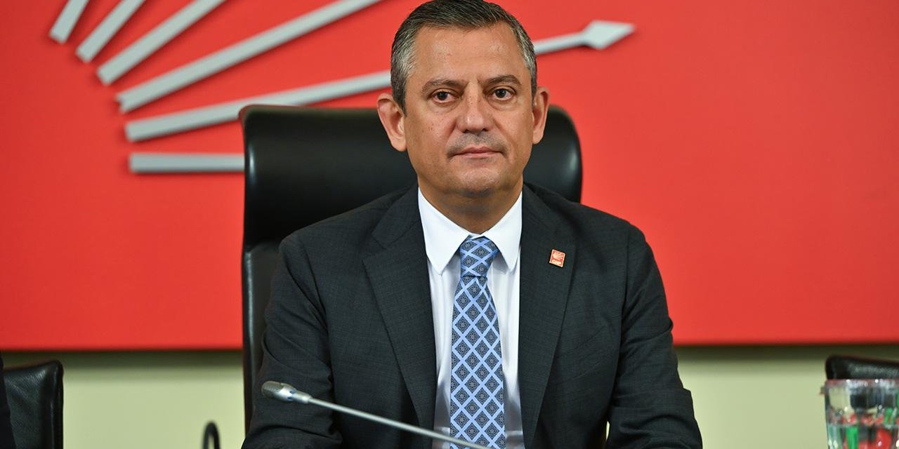 Özgür Özel 300 Bin Lira Tazminat Ödemeye Mahkum Edildi