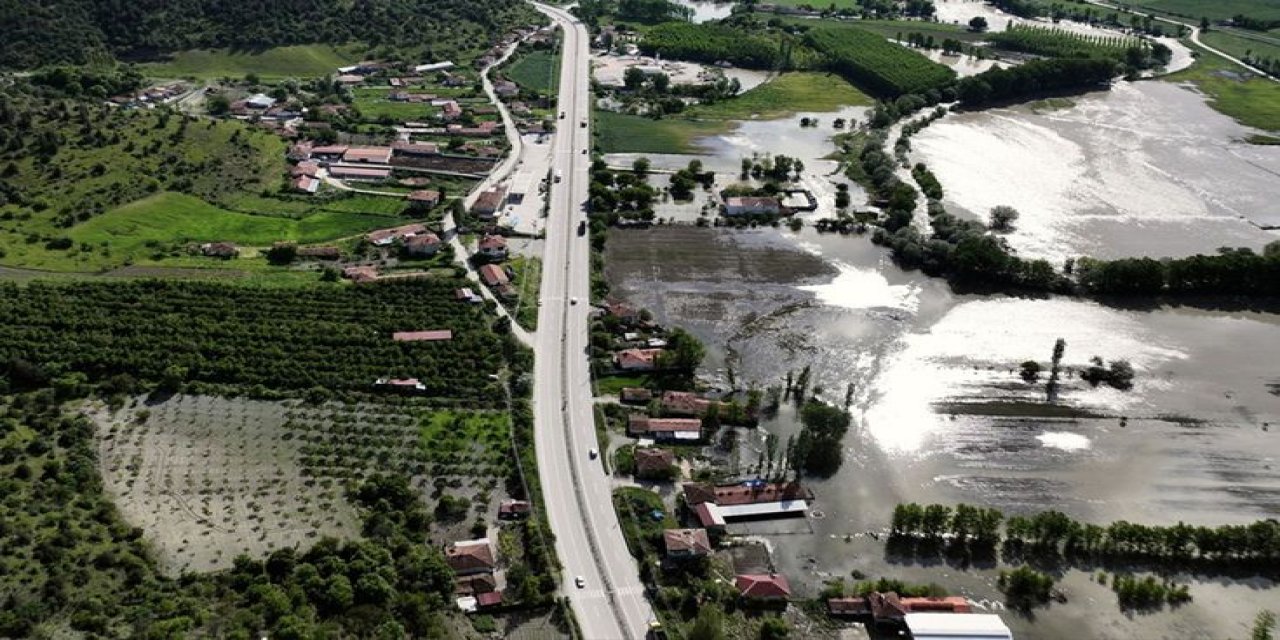 Tokat'ta Taşkın Nedeniyle Tarım Arazileri Sular Altında Kaldı