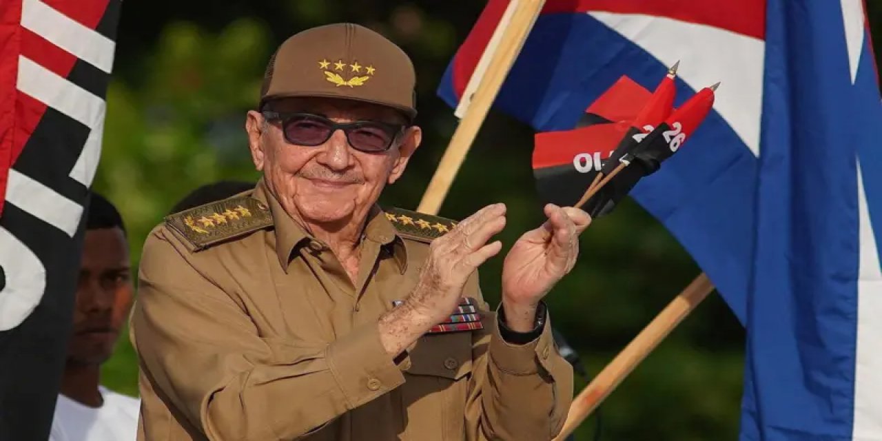 ABD'den Eski Küba Lideri Raul Castro Hakkında Cinayet Suçlaması