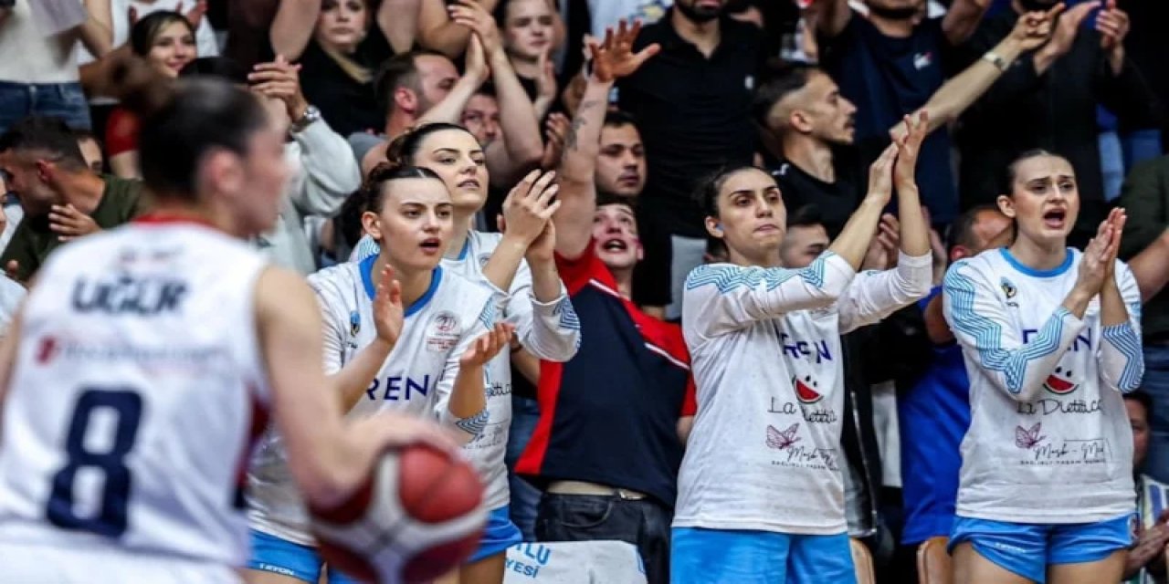 Turgutlu Belediyespor, Kadınlar Basketbol Süper Ligi'ne Yükseldi