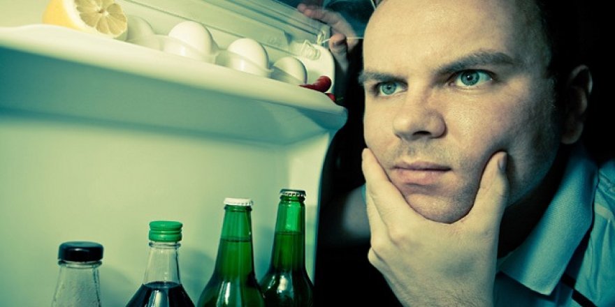 Bu besinleri gece yerseniz bütün vücudu baştan sona temizliyor!