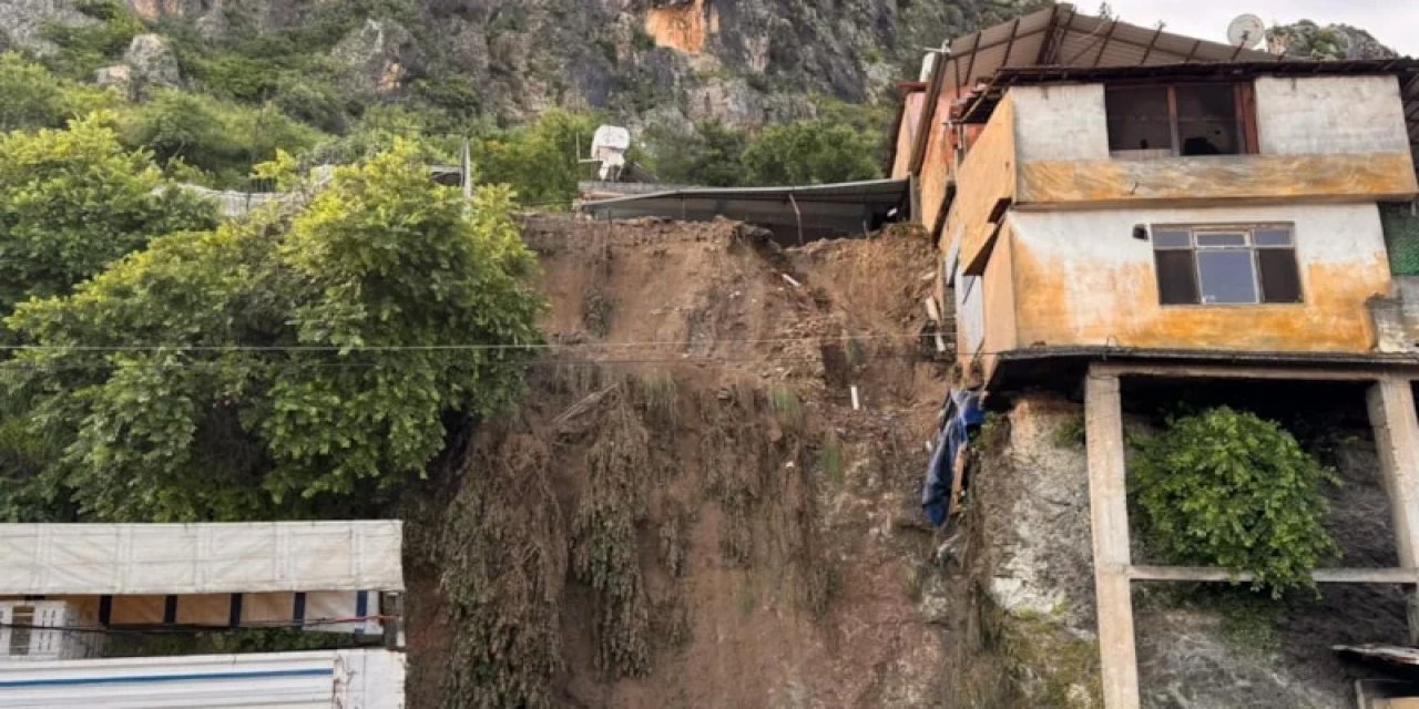 Hatay'da Asi Nehri Taştı: 2 Kişi Hayatını Kaybetti