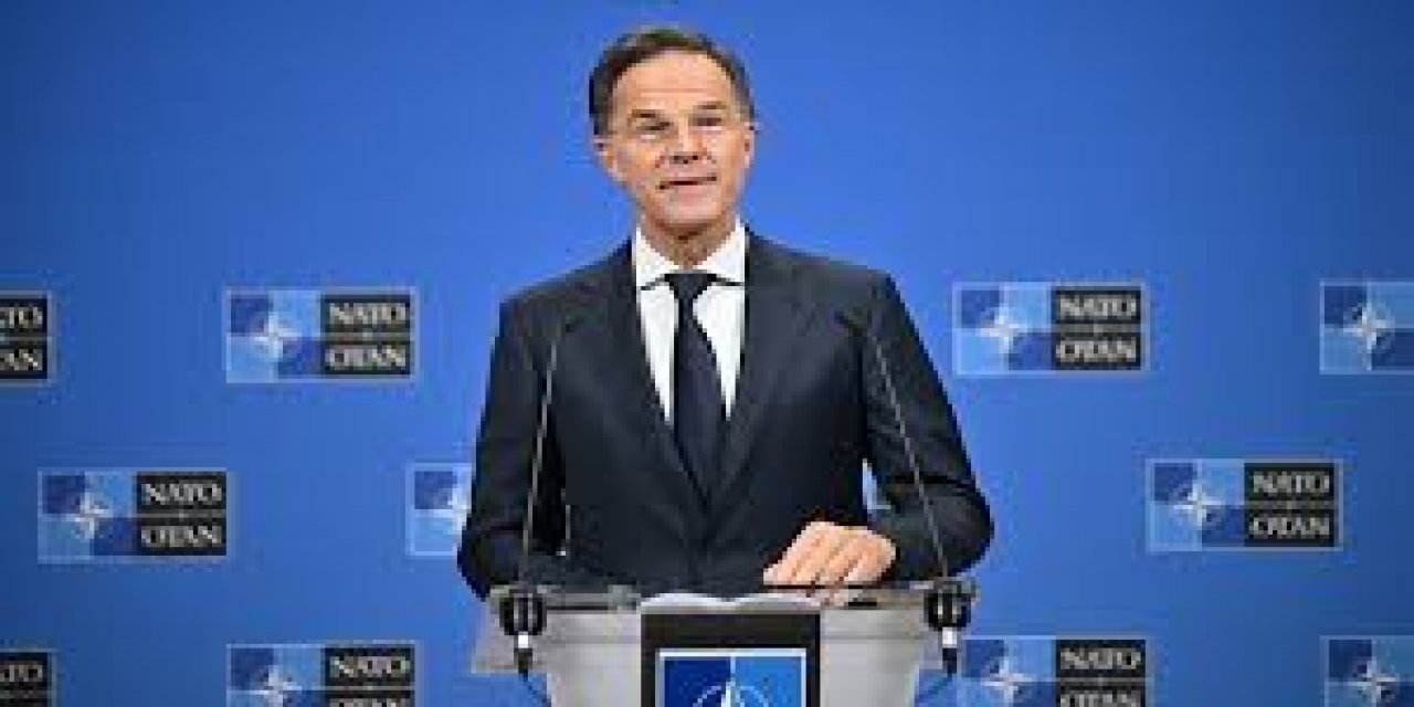 Rutte, ABD'nin Avrupa'daki Askeri Varlığını Azaltma Kararının Nato'nun Planlarını Etkilemediğini Vurguladı
