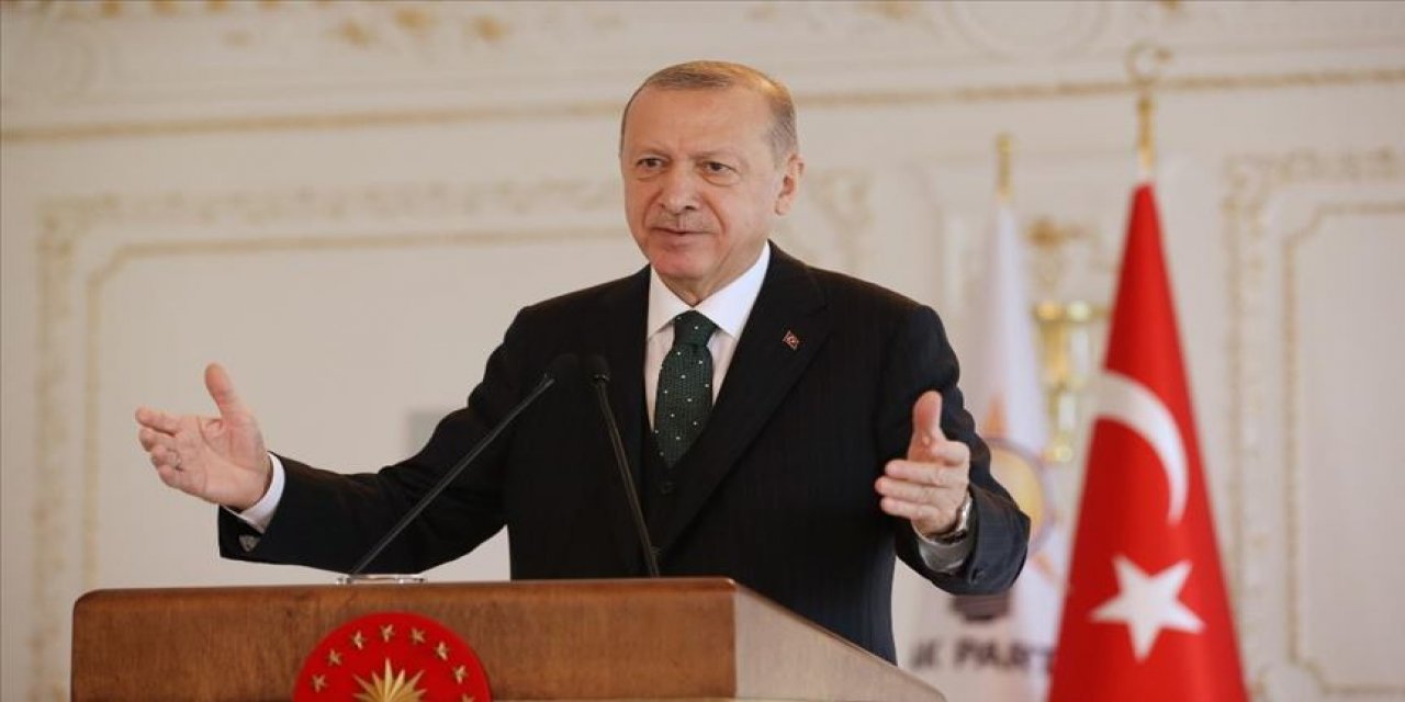 Erdoğan İki Kez Konuştu... Hiç Konuya Girmedi
