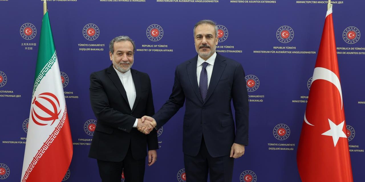 Bakan Fidan, Arakçi İle Görüştü