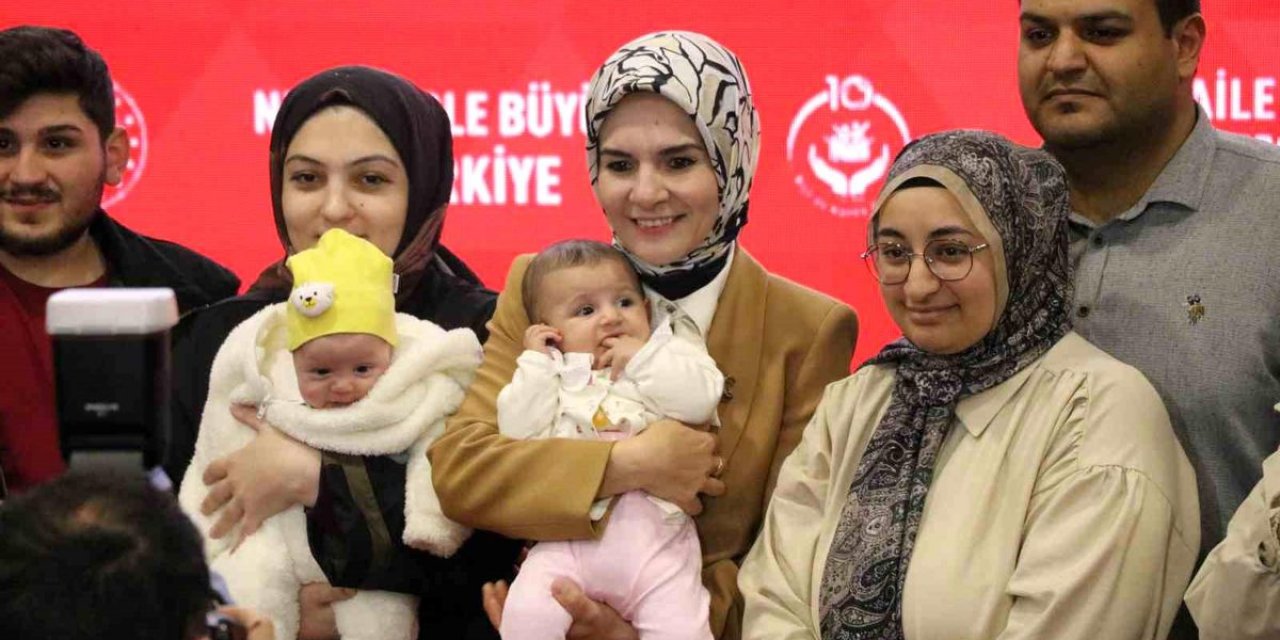Bakan Göktaş: "Çocukları Yük Gören, Aile Değerlerini Hedef Gösteren  Her Türlü İdeolojinin Karşısındayız"