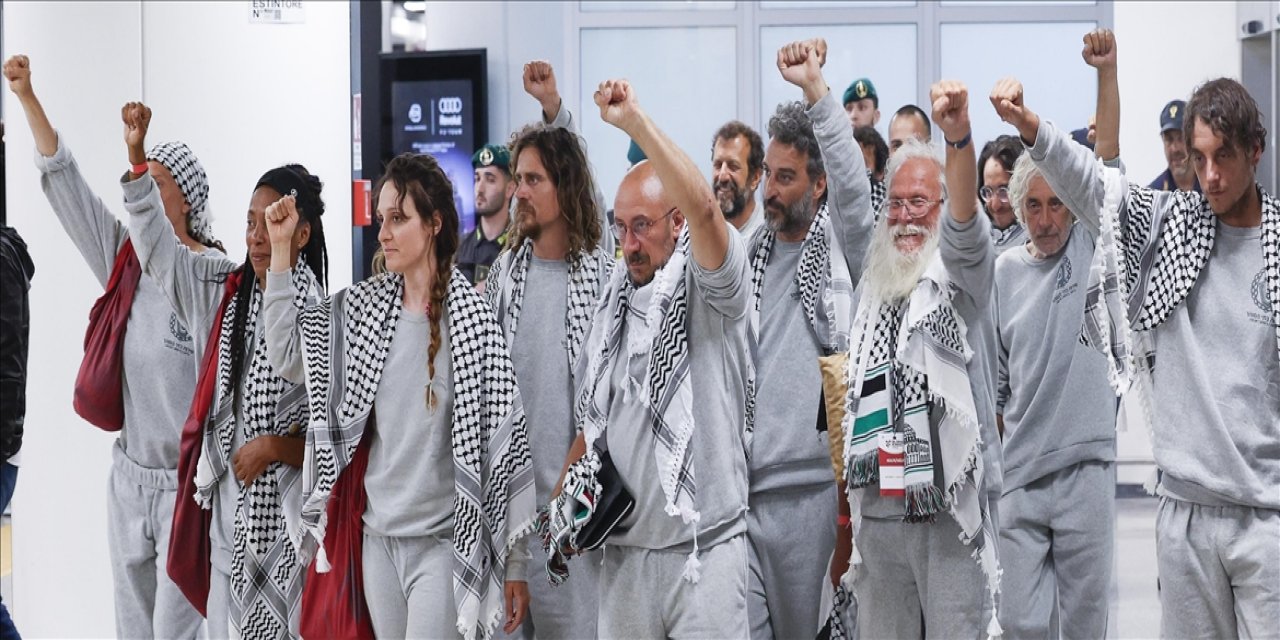 Küresel Sumud Filosu'ndaki Yunan Aktivistler İsrail'in Kötü Muamele Ve İşkence Yaptığını Anlattı