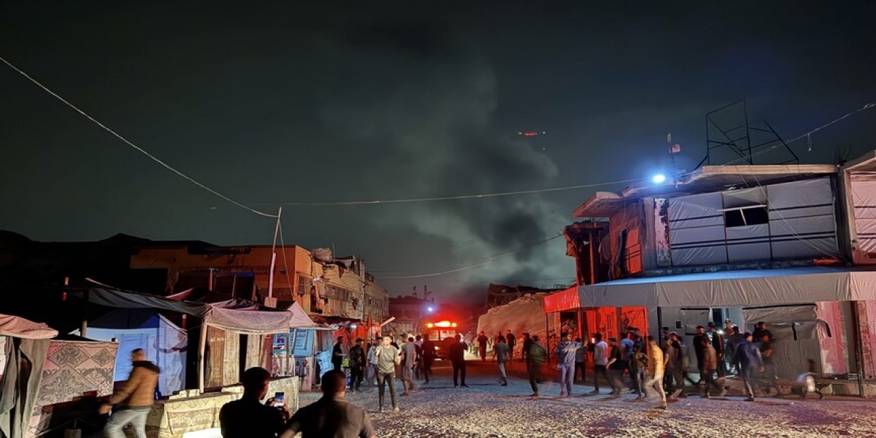İsrail'den Gazze'de Sivillerin Toplandığı Alana İha Saldırısı