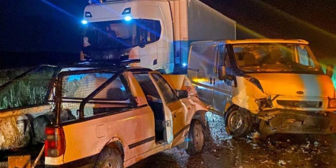 Minibüsle Pikabın Çarpıştığı Kazada 1 Kişi Öldü