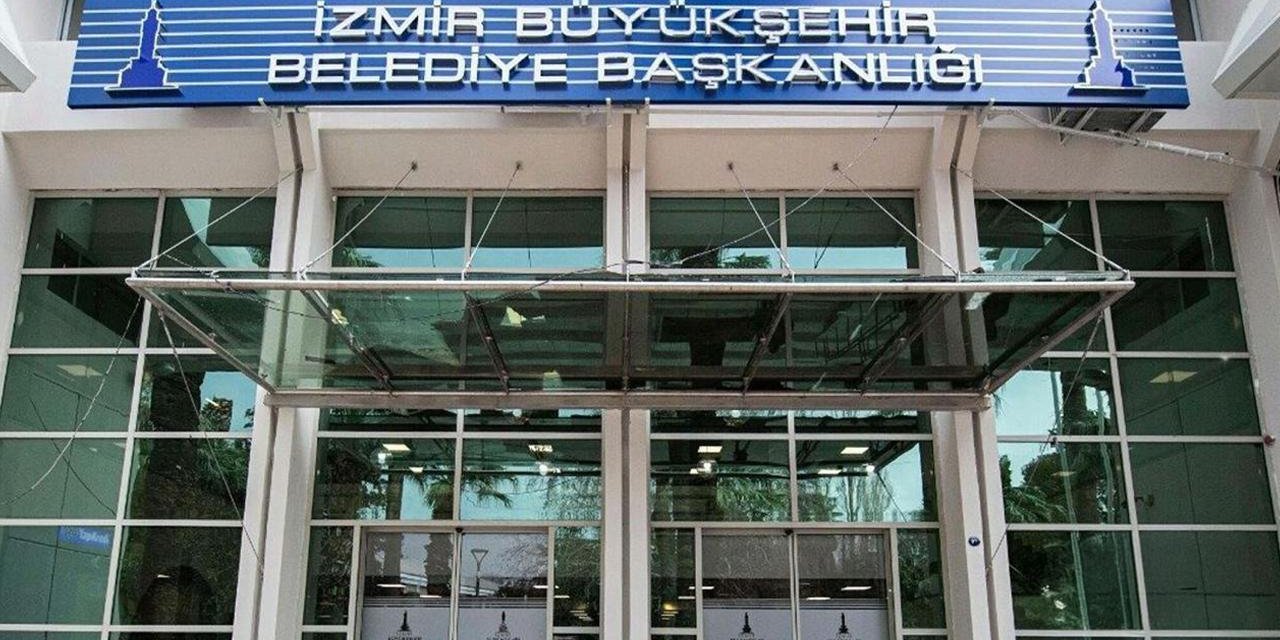 İzmir'de 'İhaleye Fesat Karıştırma' Operasyonu: 4 Şüpheli Tutuklandı