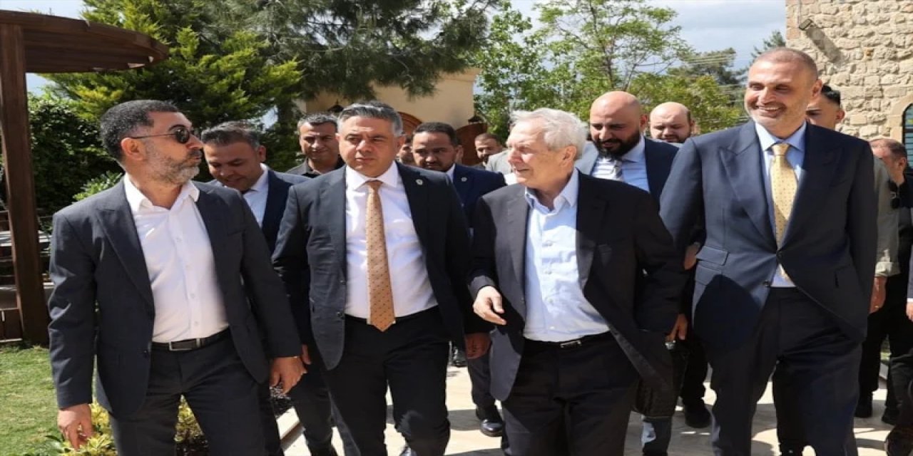 Aziz Yıldırm: "Ne Yapıp Edip Fenerbahçe'yi Şampiyon Yapacağız"
