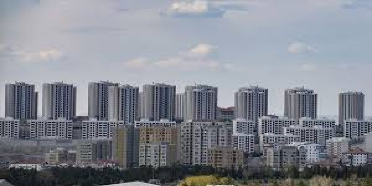 Uzmanlar, Site Aidatlarına Yeni Düzenleme Getiren Yasa Değişikliğine İlişkin Detayları Anlattı