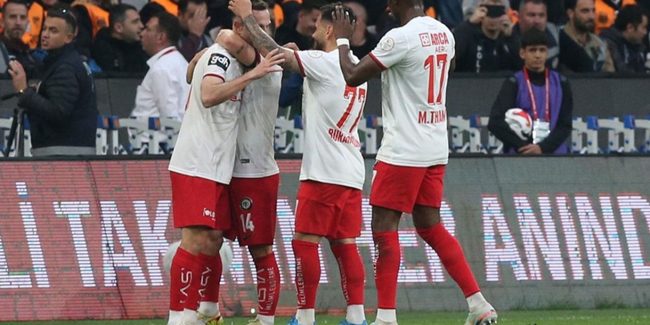 Süper Lig'e Yükselen Son Takım Çorum FK Oldu