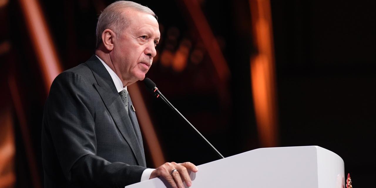 Cumhurbaşkanı Erdoğan, Necip Fazıl Kısakürek'i Andı