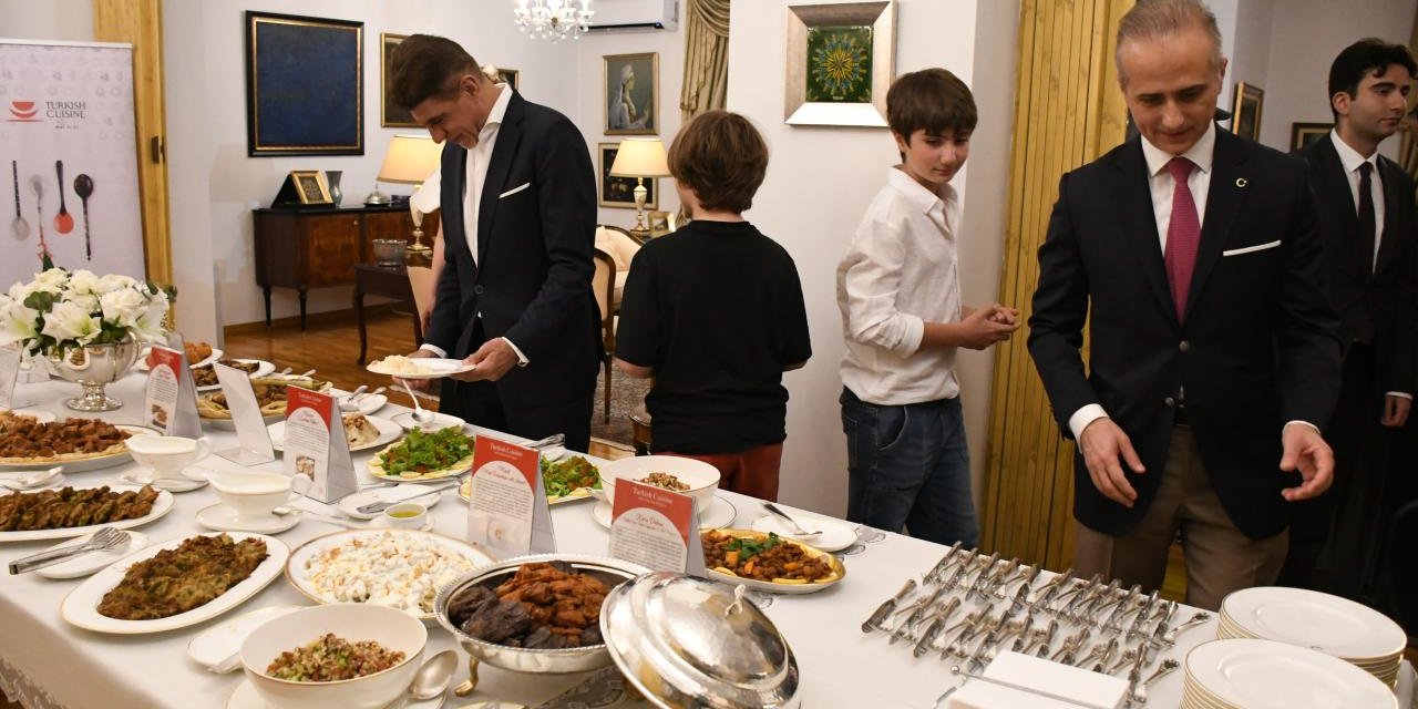 Arnavutluk'ta Türk Lezzetleri Tanıtıldı