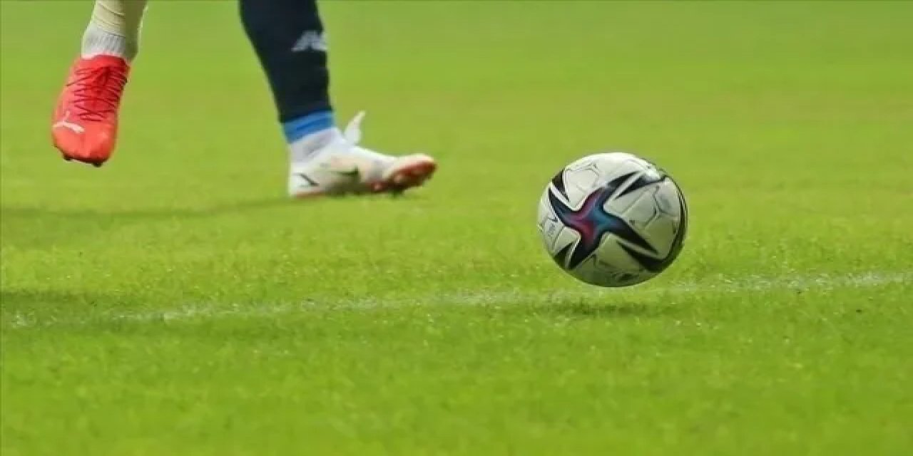 UEFA Konferans Ligi'nde Crystal Palace İle Rayo Vallecano Yarın Finalde Karşılaşacak