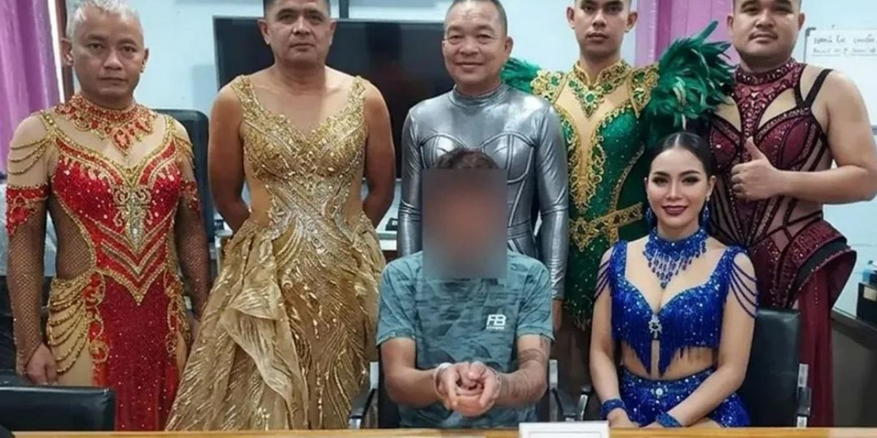 Tayland Polisi Operasyon İçin Pullu Kostüm Giyip Makyaj Yaptı