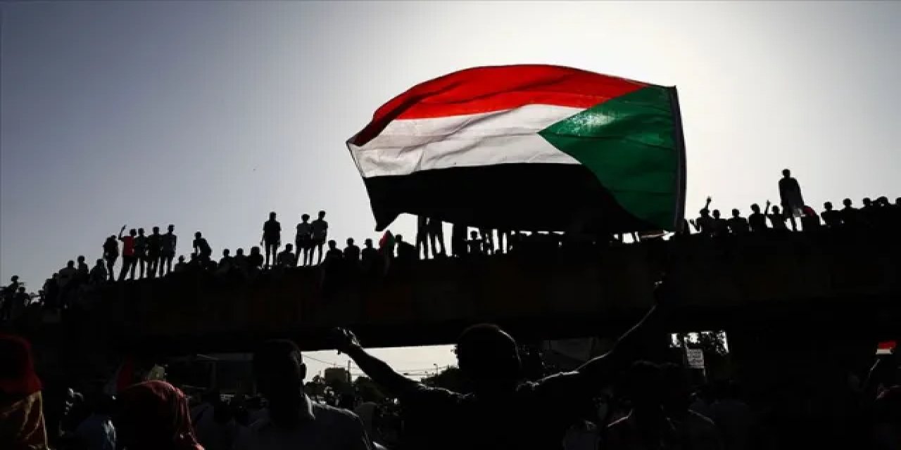 Türk Kızılay Sudan'da 300 Büyükbaş Kurban Kesecek