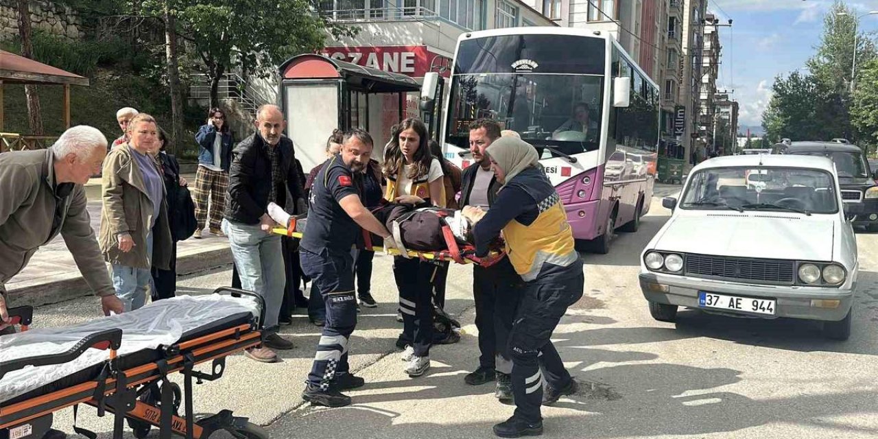 Kastamonu'da Trafik Kazası: Kadın Yaralandı