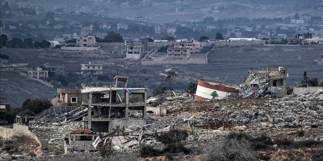 İsrail'in Lübnan'a Hava Saldırısında 4 Kadın Yaşamını Yitirdi