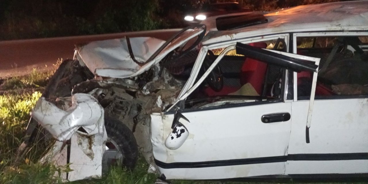 Samsun'da Otomobil Devrildi: 6 Yaralı