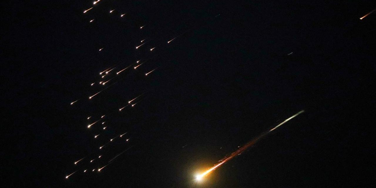 İran'dan ABD Hava Üssüne Misilleme