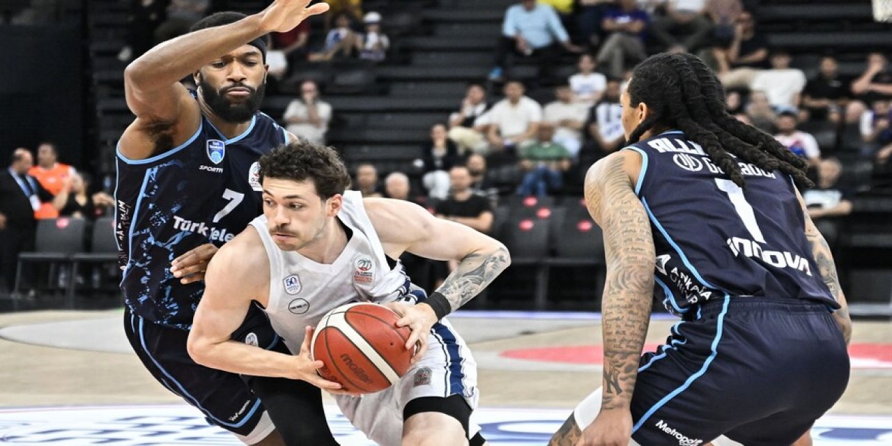 Türk Telekom, Türkiye Sigorta Basketbol Süper Ligi'nde Yarın Anadolu Efes'i Konuk Edecek