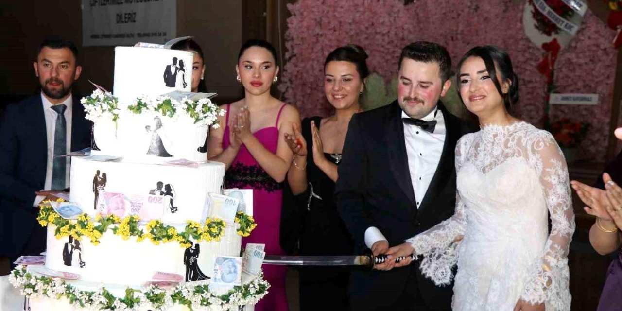 "Asla" Demişti! Şeyma Subaşı Sözünü Tutamadı Bikinili Poz Verdi