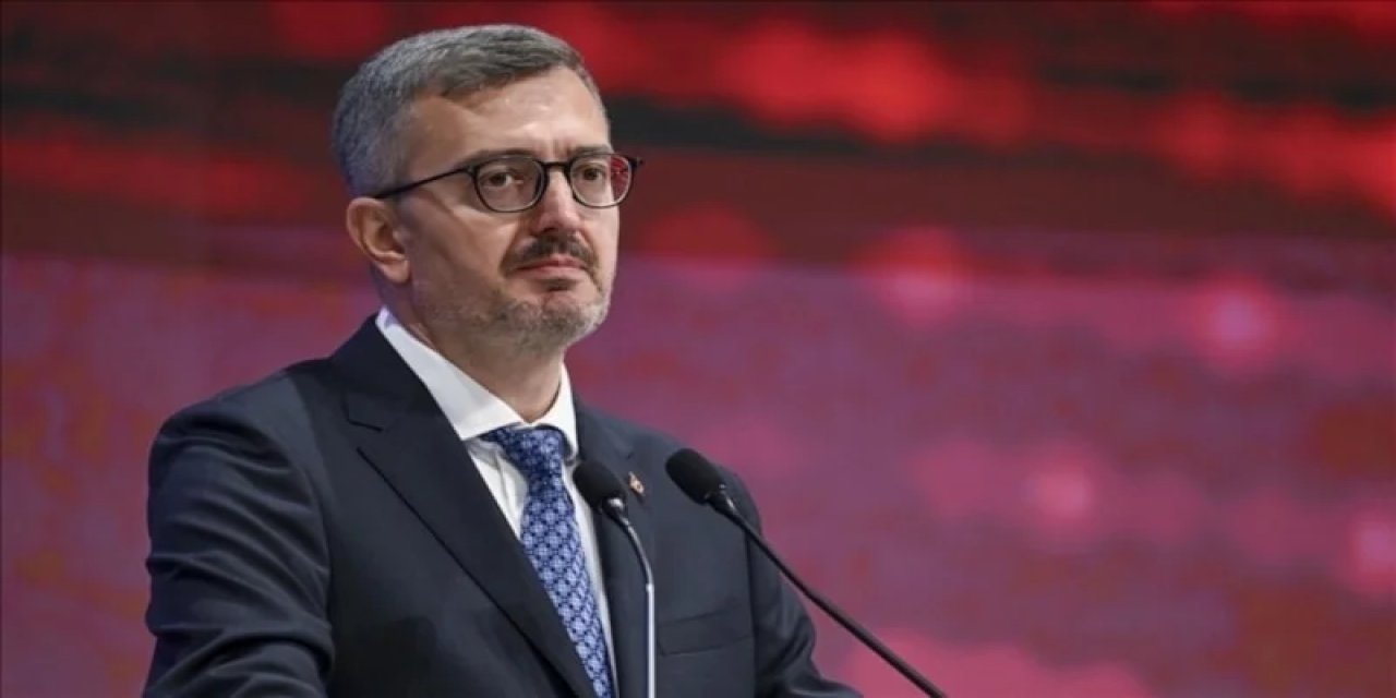 İletişim Başkanı Duran'dan Azerbaycan'ın Bağımsızlık Günü Mesajı