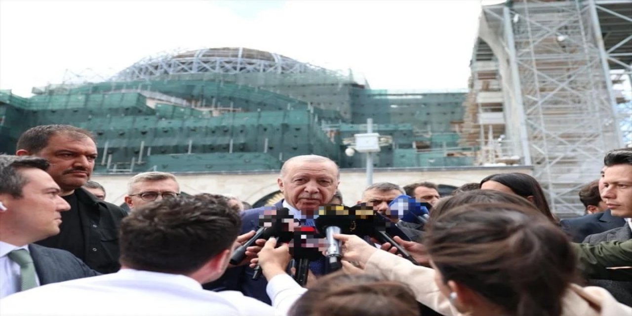 Cumhurbaşkanı Erdoğan, Gazetecilerin İadei Lokum İkramına "Dikkat ediyorum" Dedi