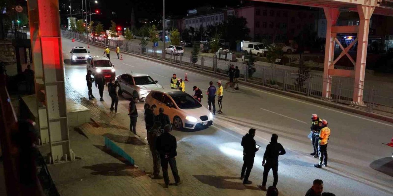 Şırnak Alarm Verdi: Kayıp Genç Kız İçin Kent Ayağa Kalktı