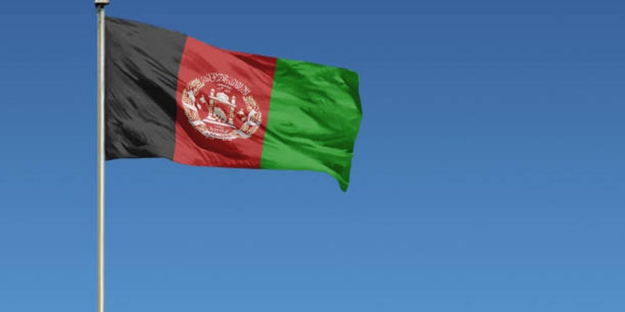 Afganistan'da Mülteci Kamyonu Devrildi: 22 Ölü