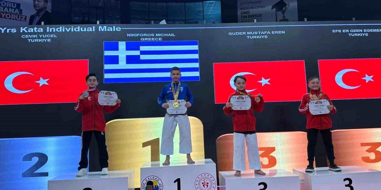 Yücel Çevik Balkan Karate Şampiyonası'nda Gümüş Madalya Kazandı