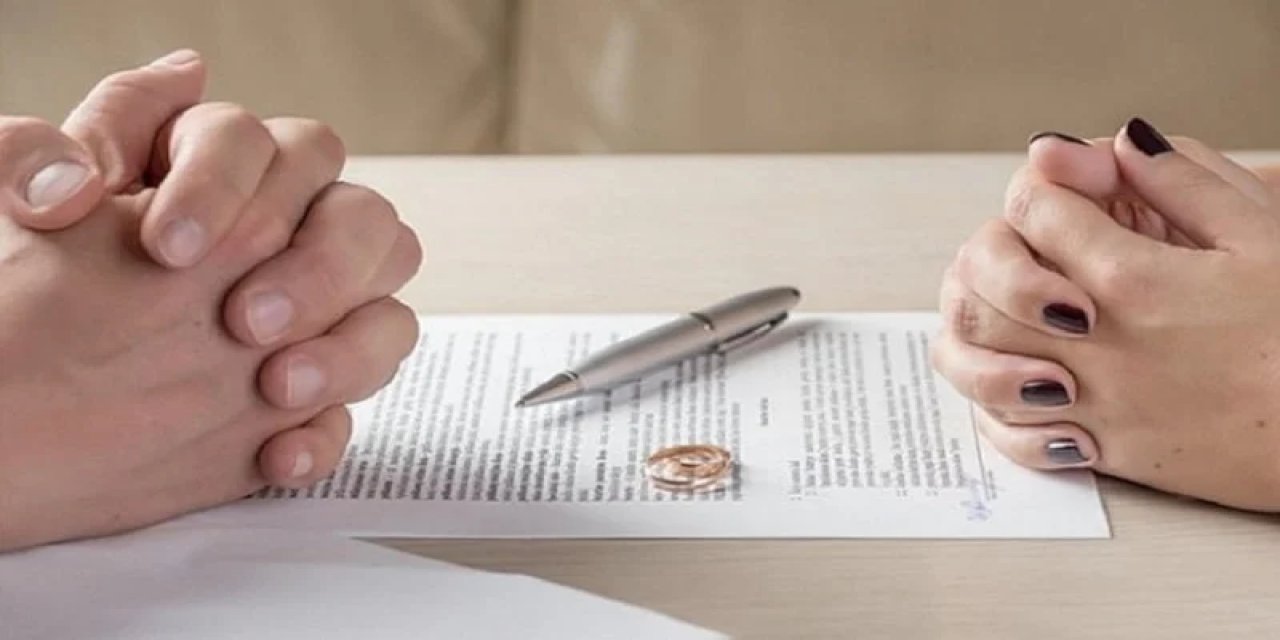 'Tosbağa' Sözü Boşanmada Kritik Oldu: Yargıtay'dan Tazminat Onayı
