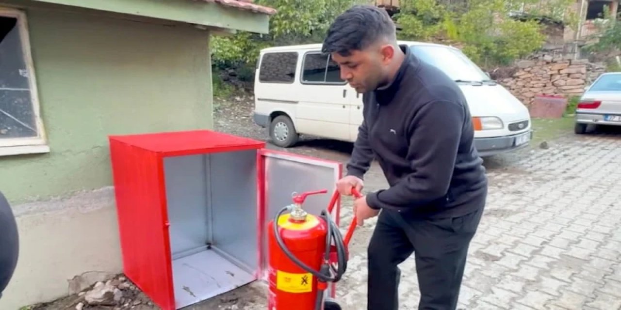 Kastamonu'da Köyü Yok Eden Yangına Karşı Her Noktaya Yangın Dolabı